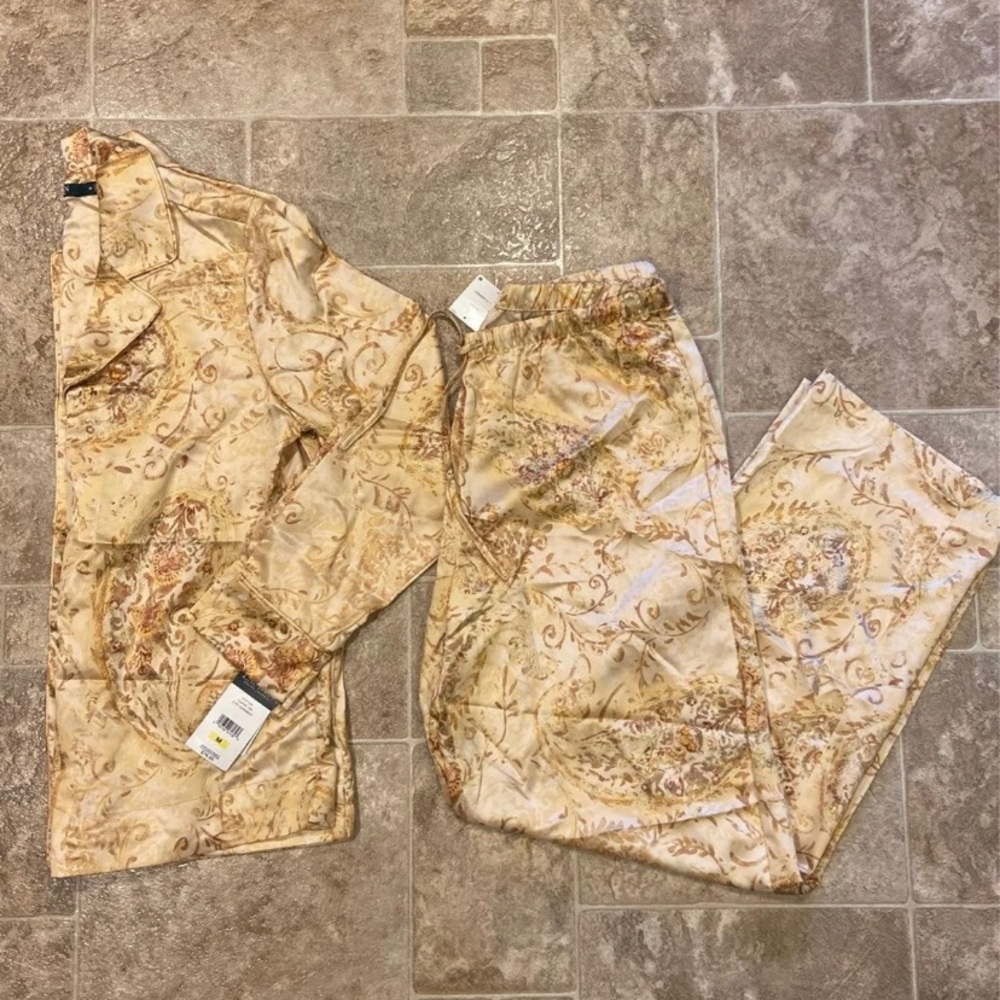 Lauren Ralph Lauren Satin PJ Set ❤️